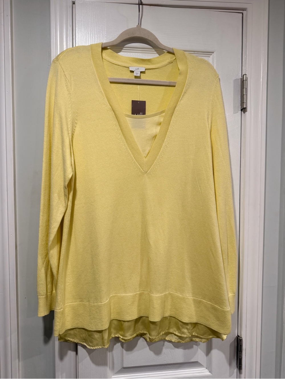 NWT J.Jill Size M Yellow Long Sleeve V-Neck Silky Layered Hem Tunic Sweater